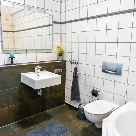 Grosse Monteurunterkunft 'all-inn' Bei In Ebersheim * Moguncja