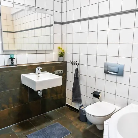 Grosse Monteurunterkunft 'all-inn' Bei In Ebersheim * Mainz
